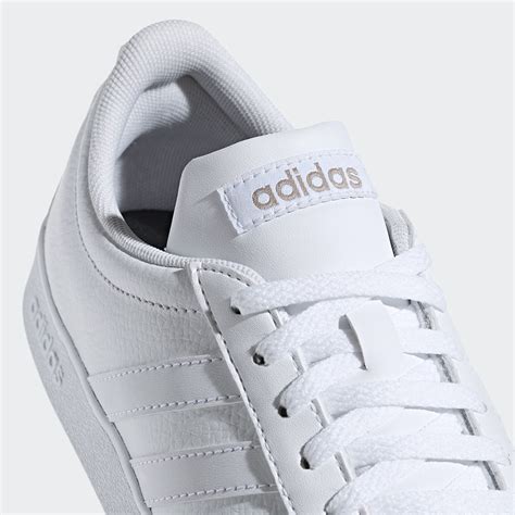 tenis adidas feminino branco